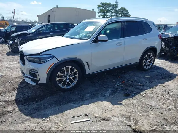 5UXCR4C05L9C22055 2020 BMW X5 - Image 2
