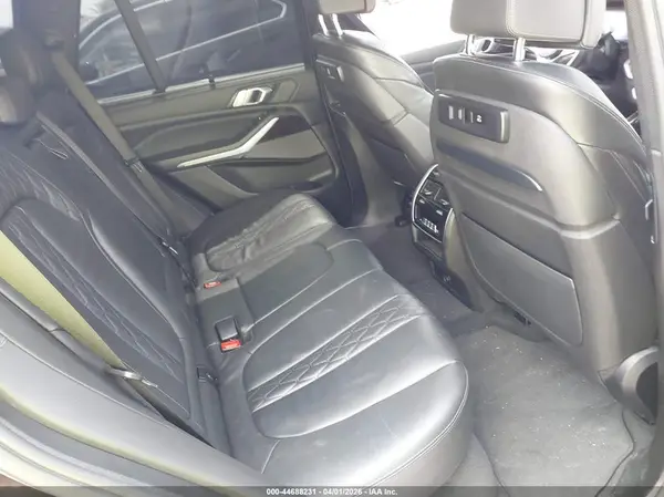 5UXCR4C05L9C34996 2020 BMW X5 - Image 8