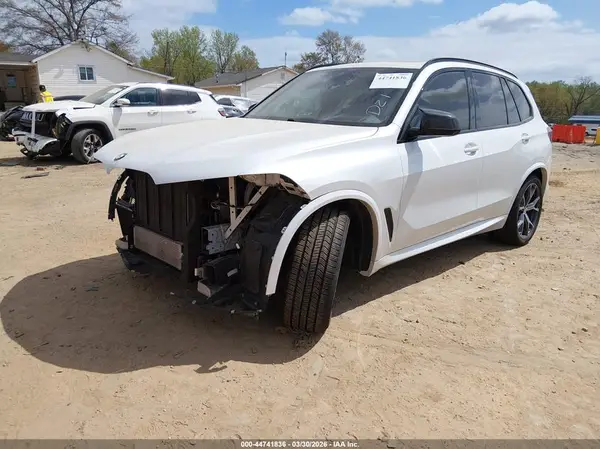 5UXCR4C05LLT19871 2020 BMW X5 - Image 2