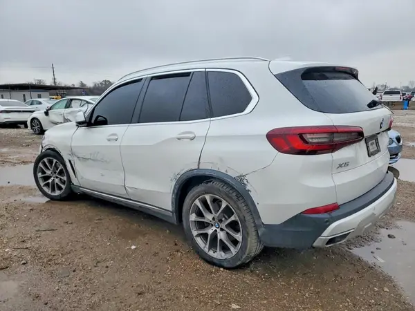 5UXCR4C05M9E09295 2021 BMW X5 - Image 2