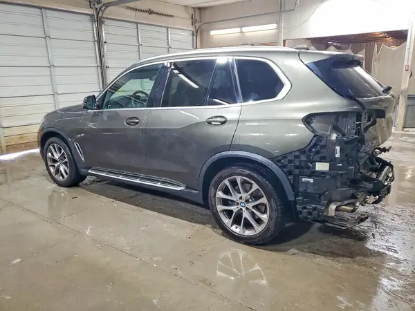 5UXCR4C05M9E73496 2021 BMW X5 - Image 2