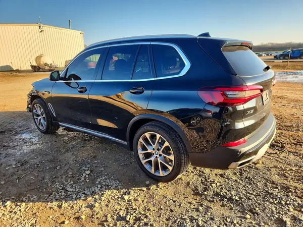 5UXCR4C05M9G60690 2021 BMW X5 - Image 2