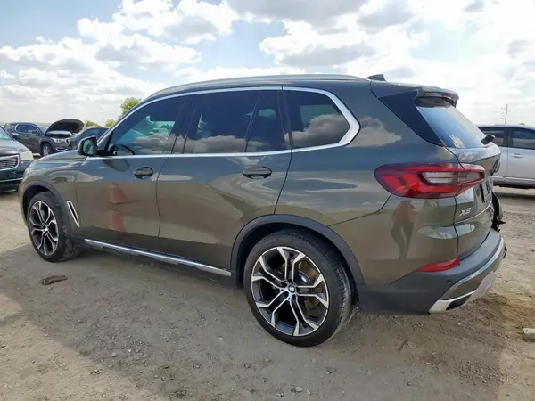 5UXCR4C05N9J10713 2022 BMW X5 - Image 2