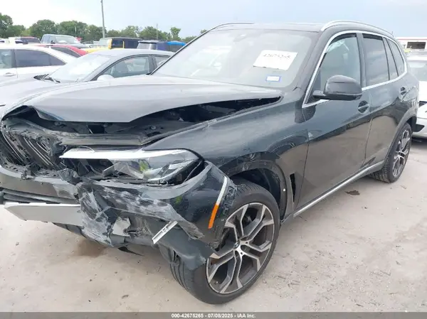 5UXCR4C05N9K68386 2022 BMW X5 - Image 2