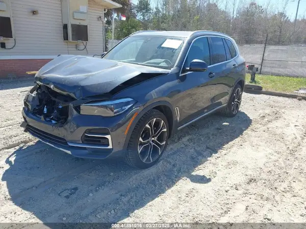 5UXCR4C05N9L37464 2022 BMW X5 - Image 2