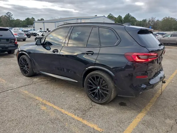 5UXCR4C05N9M10798 2022 BMW X5 - Image 2