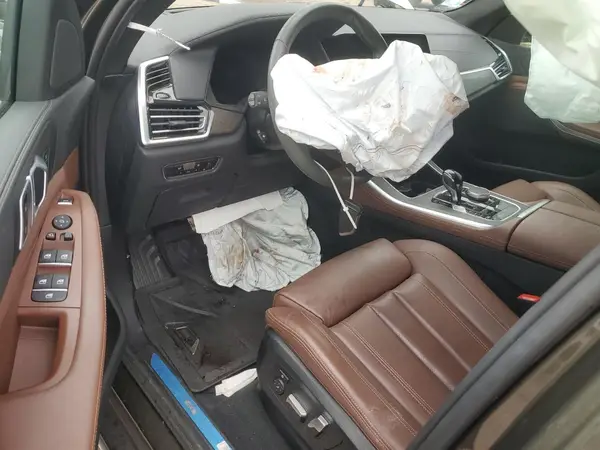 5UXCR4C05N9M69740 2022 BMW X5 - Image 8