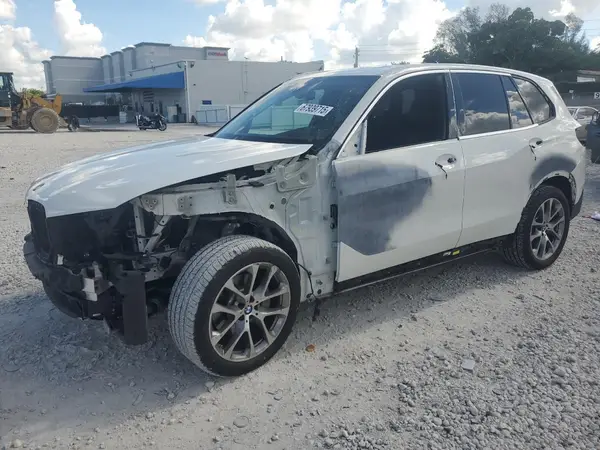 5UXCR4C05P9N48649 2023 BMW X5 - Image 1