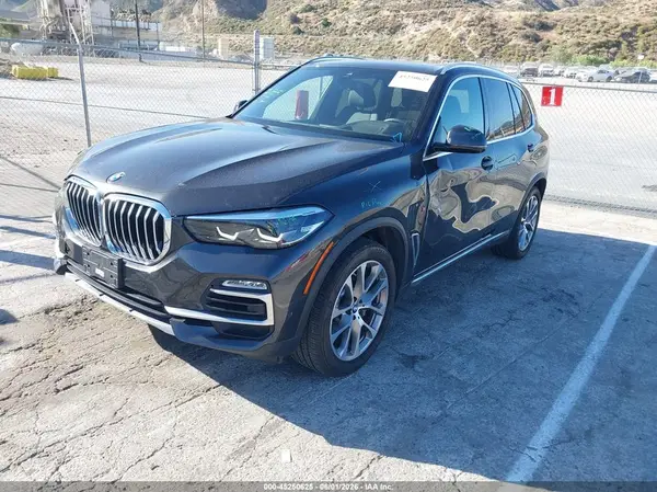 5UXCR4C06L9C89165 2020 BMW X5 - Image 2
