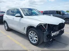 5UXCR4C06LLE30660 2020 BMW X5