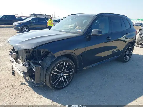 5UXCR4C06M9F15884 2021 BMW X5 - Image 2