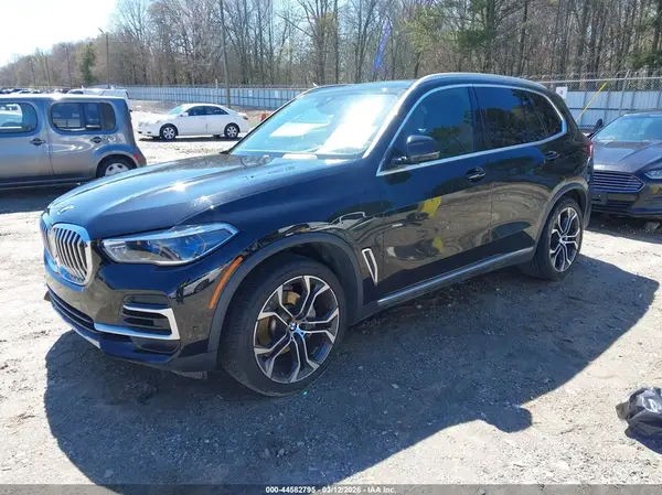 5UXCR4C06N9J51478 2022 BMW X5 - Image 2