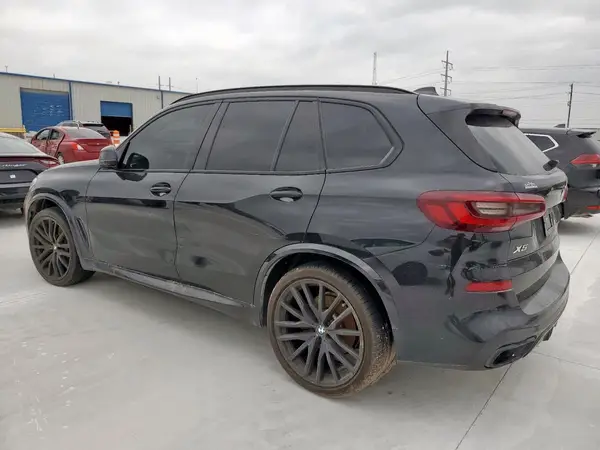 5UXCR4C06N9K58174 2022 BMW X5 - Image 2
