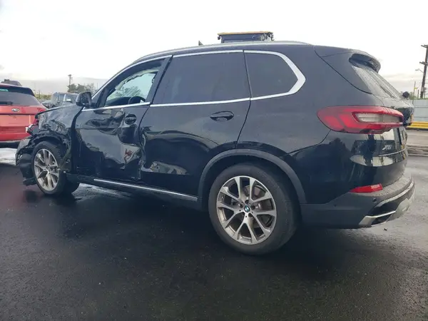 5UXCR4C06N9L06238 2022 BMW X5 - Image 2