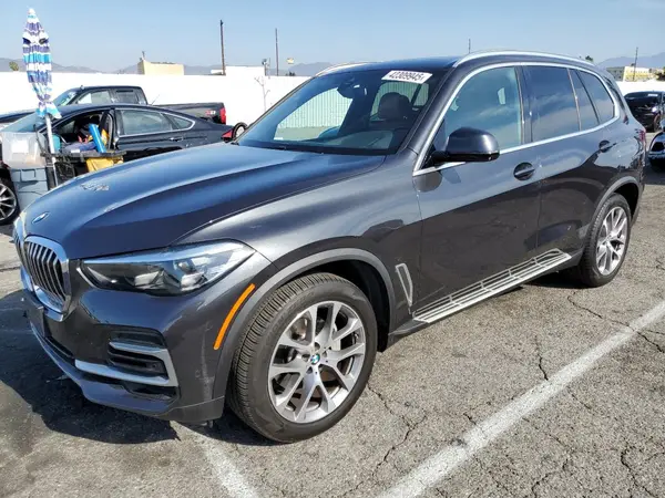 5UXCR4C06N9M65423 2022 BMW X5 - Image 1