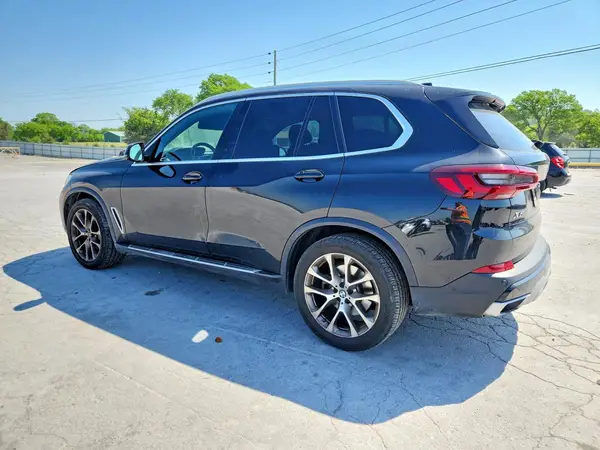 5UXCR4C06N9M97336 2022 BMW X5 - Image 2