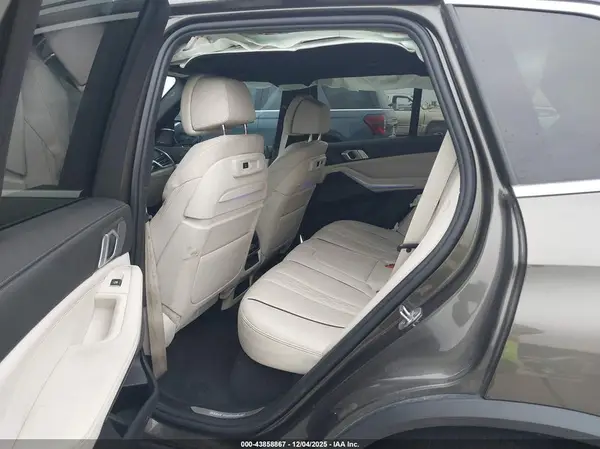 5UXCR4C07L9B02709 2020 BMW X5 - Image 8