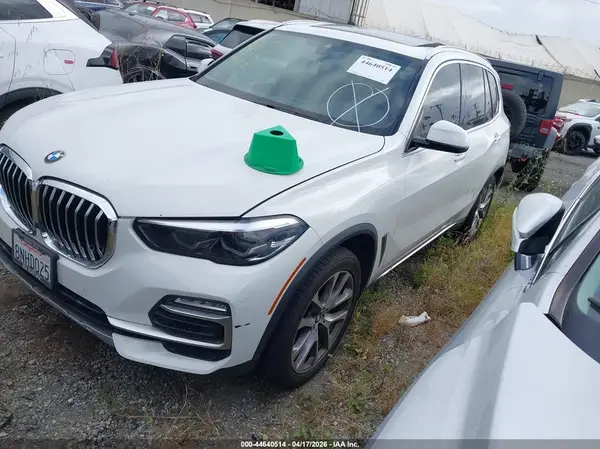 5UXCR4C07L9B23401 2020 BMW X5 - Image 2