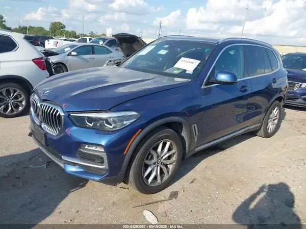 5UXCR4C07L9C49693 2020 BMW X5 - Image 2