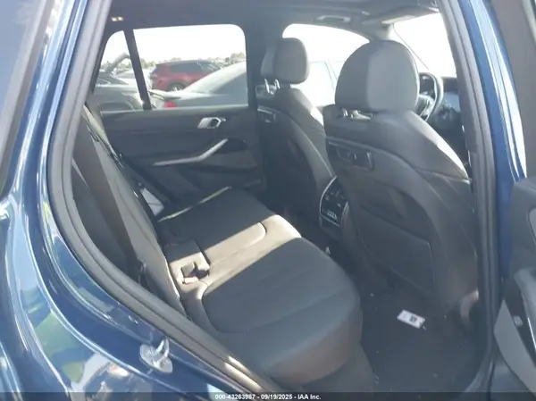 5UXCR4C07L9C49693 2020 BMW X5 - Image 8