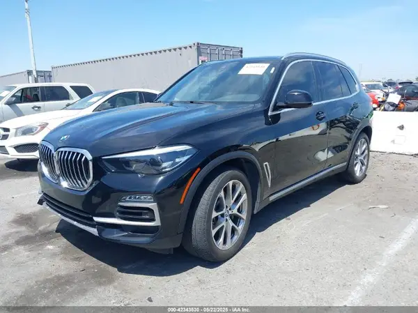 5UXCR4C07LLW64836 2020 BMW X5 - Image 2