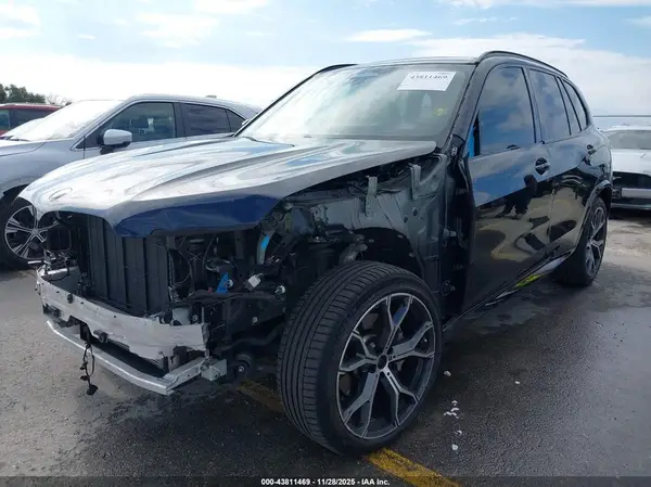 5UXCR4C07M9E93653 2021 BMW X5 - Image 2