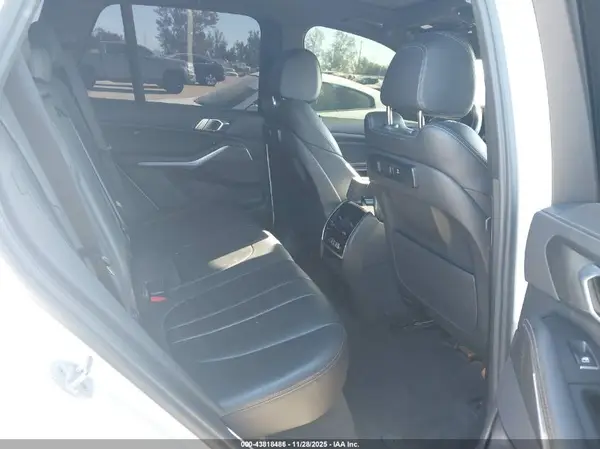5UXCR4C07M9E99081 2021 BMW X5 - Image 8