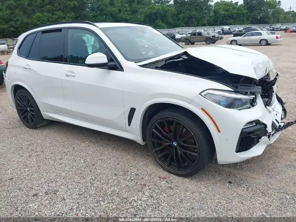 5UXCR4C07M9H11302 2021 BMW X5 - Image 1