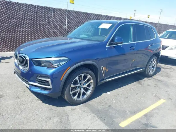 5UXCR4C07P9R04681 2023 BMW X5 - Image 2