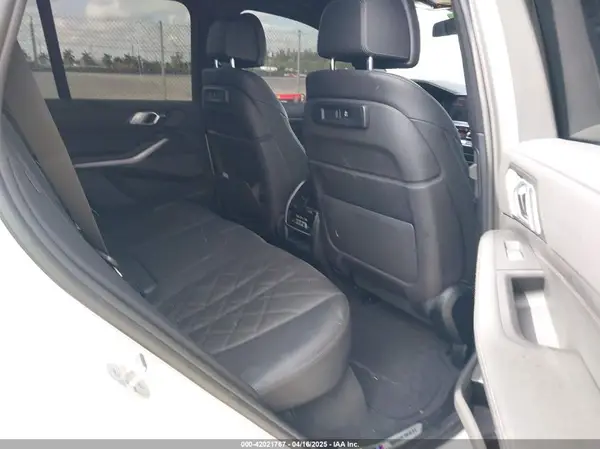 5UXCR4C07P9R85391 2023 BMW X5 - Image 8