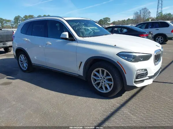 5UXCR4C08L9B56990 2020 BMW X5 - Image 1