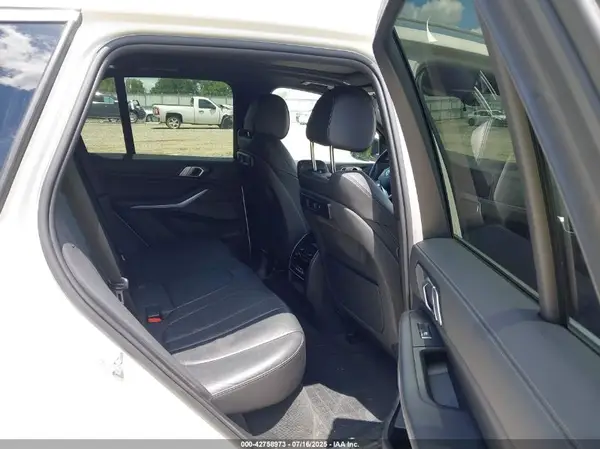 5UXCR4C08L9B99936 2020 BMW X5 - Image 8