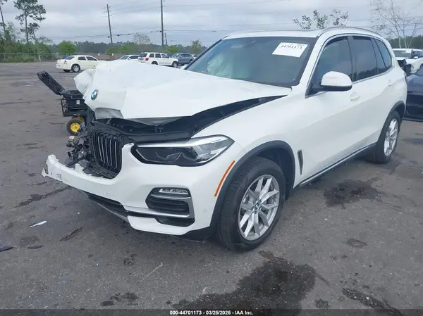 5UXCR4C08L9D57496 2020 BMW X5 - Image 2