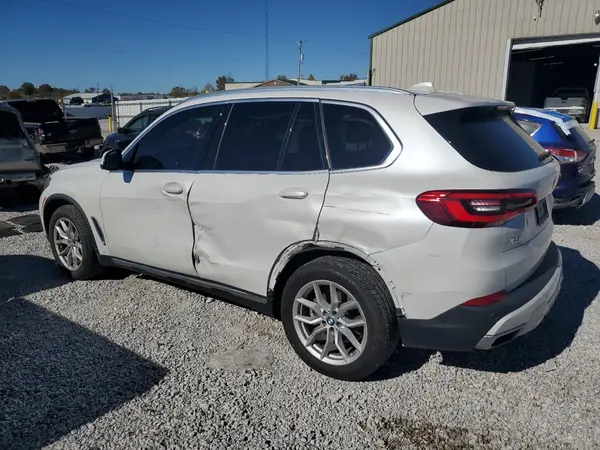 5UXCR4C08LLW64246 2020 BMW X5 - Image 2