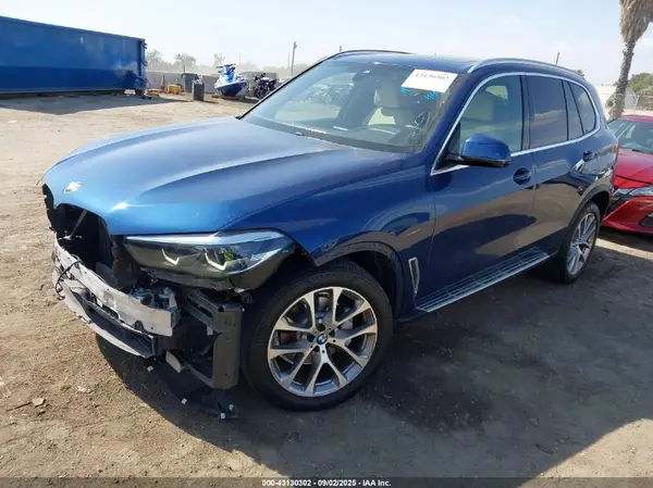 5UXCR4C08M9E86467 2021 BMW X5 - Image 2
