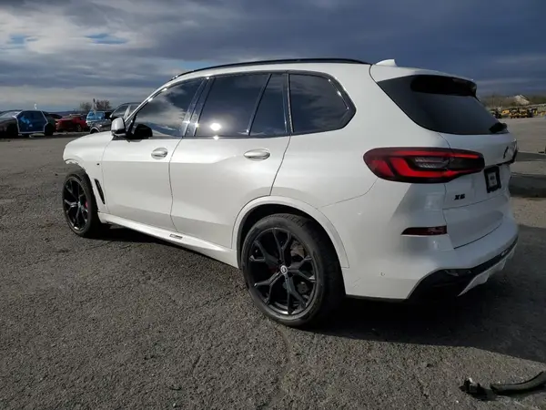 5UXCR4C08M9F32556 2021 BMW X5 - Image 2