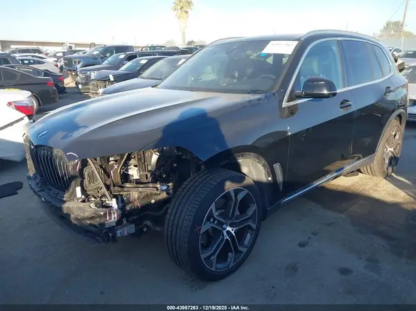 5UXCR4C08M9F65444 2021 BMW X5 - Image 2