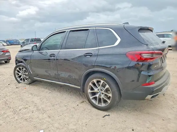5UXCR4C08M9G22015 2021 BMW X5 - Image 2