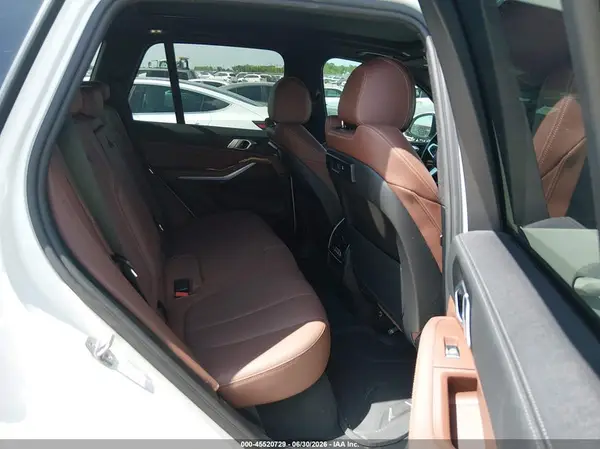 5UXCR4C08N9N14606 2022 BMW X5 - Image 8