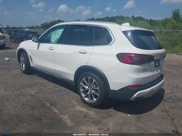 5UXCR4C09L9C22141 2020 BMW X5 - Image 1