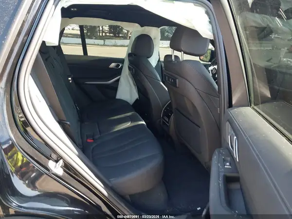 5UXCR4C09L9C61599 2020 BMW X5 - Image 8
