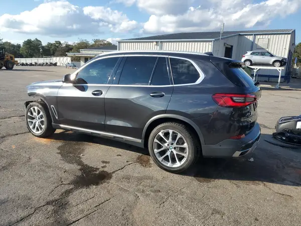 5UXCR4C09LLW64790 2020 BMW X5 - Image 2