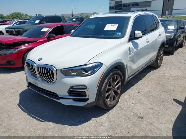 5UXCR4C09M9G37882 2021 BMW X5 - Image 2