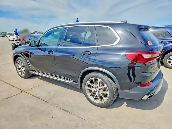 5UXCR4C09M9G71045 2021 BMW X5 - Image 2
