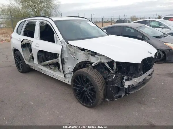 5UXCR4C09N9K29185 2022 BMW X5 - Image 1