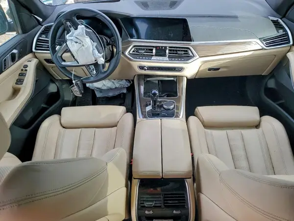 5UXCR4C09N9L38469 2022 BMW X5 - Image 8