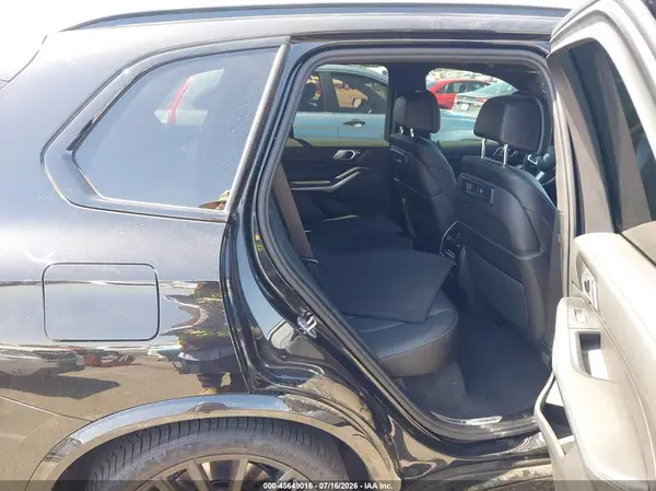 5UXCR4C09N9M02848 2022 BMW X5 - Image 8