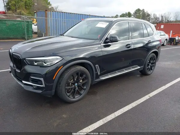 5UXCR4C09P9N55216 2023 BMW X5 - Image 2