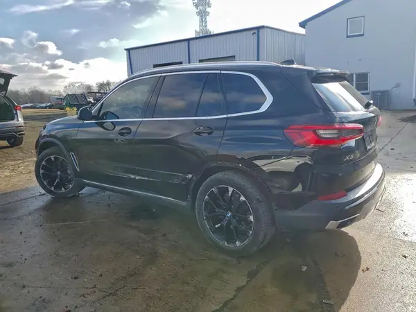 5UXCR4C0XL9B09122 2020 BMW X5 - Image 2