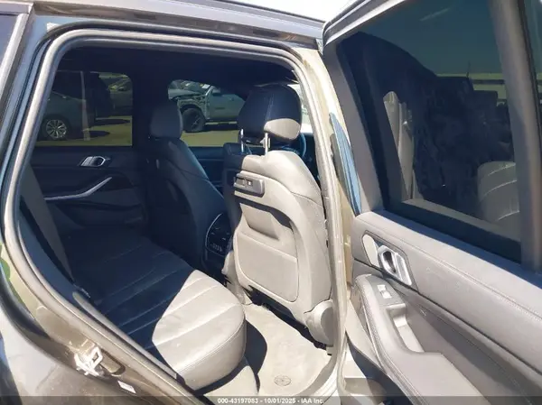 5UXCR4C0XLLE30791 2020 BMW X5 - Image 8